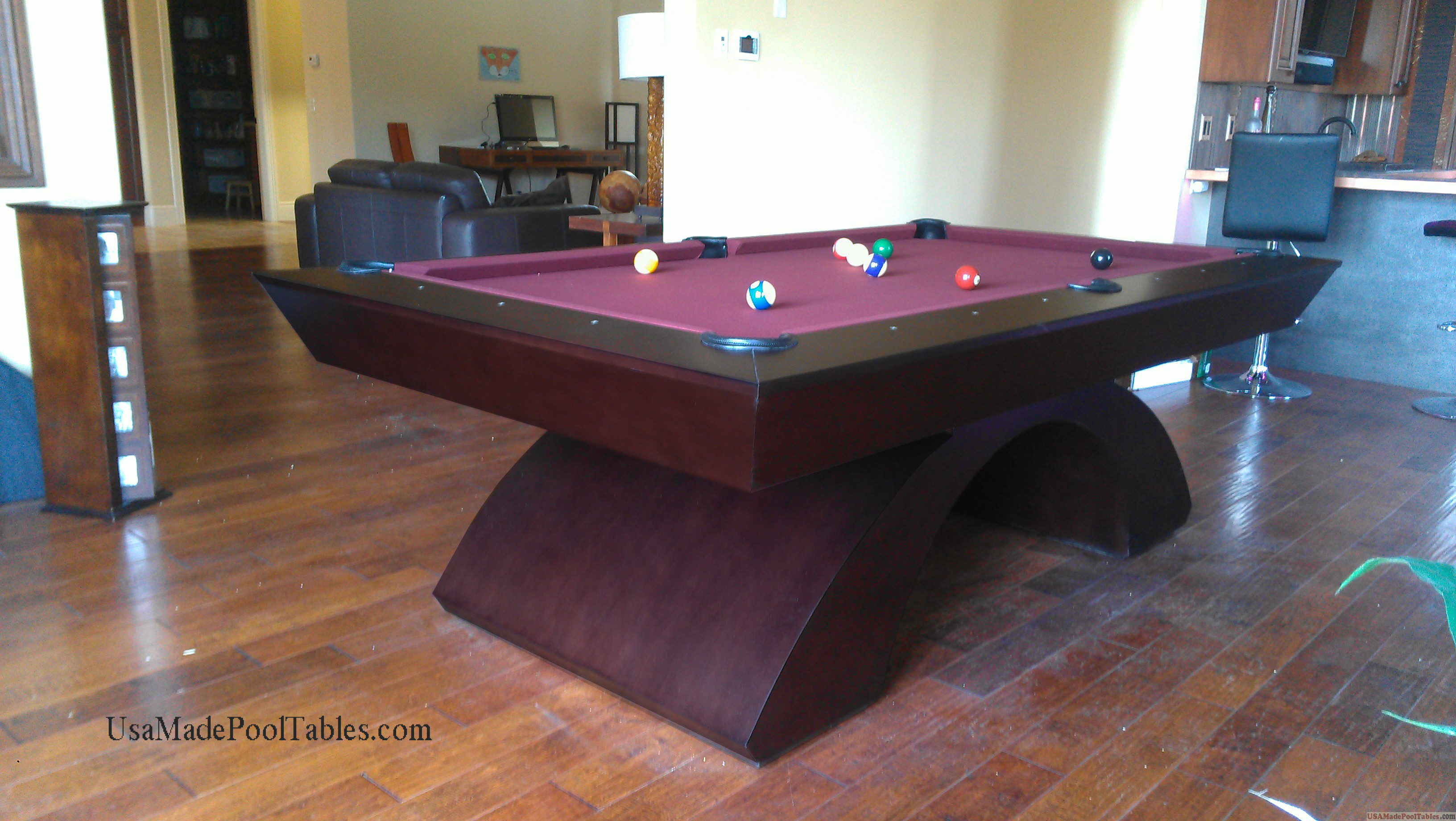 Poker Table Size